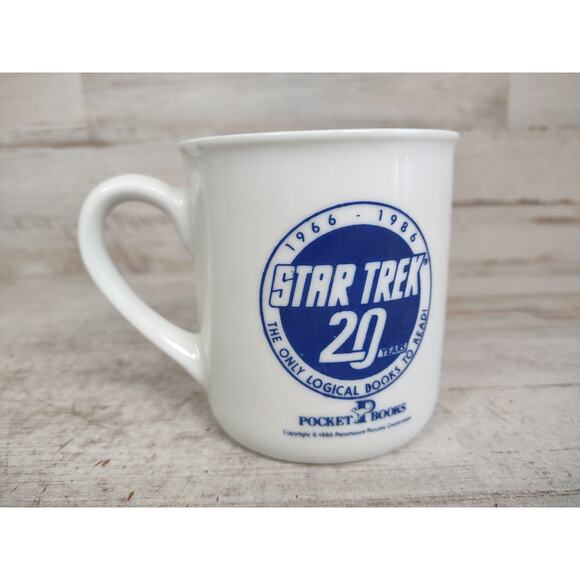 Vintage Pocket Books Star Trek 20 Years Anniversary Ceramic Coffee Mug 1986 - Picture 3 of 6